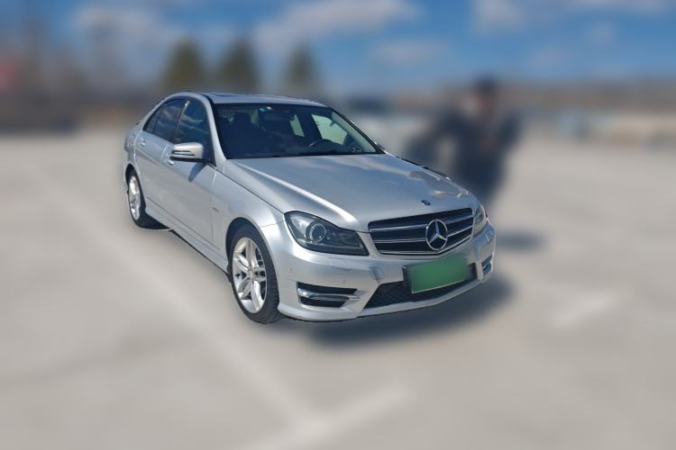 Used Mercedes-Benz C-Class 2013 C 260 CGI Fashion Model Front Right 45 Deg