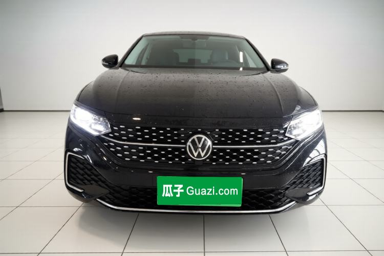 Used Volkswagen Passat 2024 380TSI Starry Dragon Edition Front