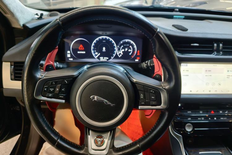 Used Jaguar XFL 2018 XFL 2.0T 250 PS Luxury Edition