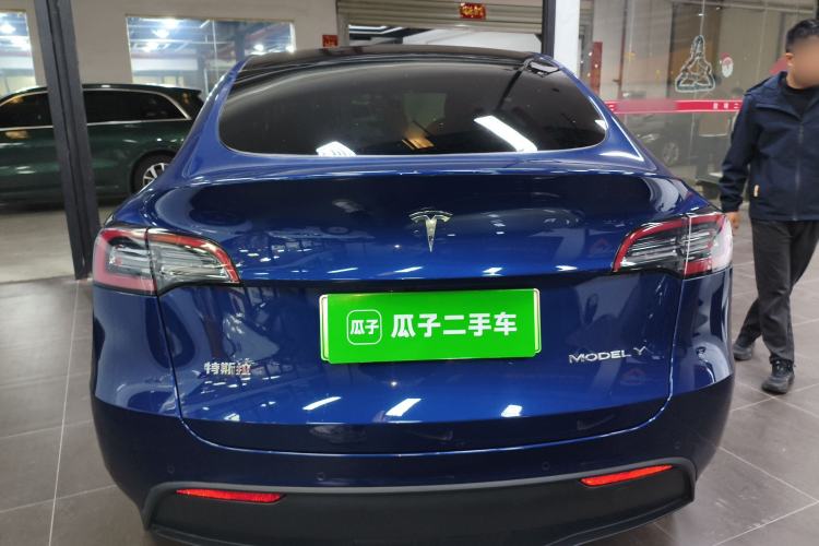 Used Tesla Model Y 2021 Long-Range All-Wheel-Drive Version Rear