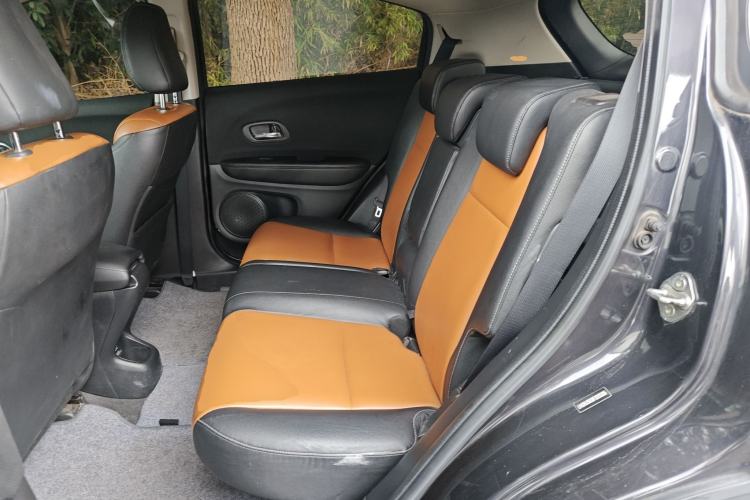 Used Honda Vezel 2015 1.8L CVT 2WD Elite Model
