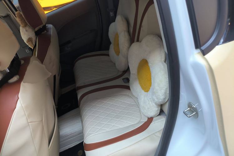 Used ORA White Cat 2022 Upgraded Model 305km Range Luxury Version Lithium-Ion Battery