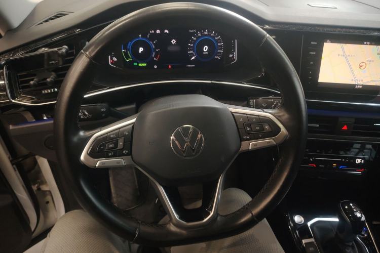 Used Volkswagen Tayron GTE Plug-in Hybrid 2020 1.4T Luxury Model Steering Wheel