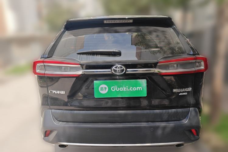 Used Toyota Wildlander 2022 2.0L CVT 4x4 Luxury PLUS Edition
