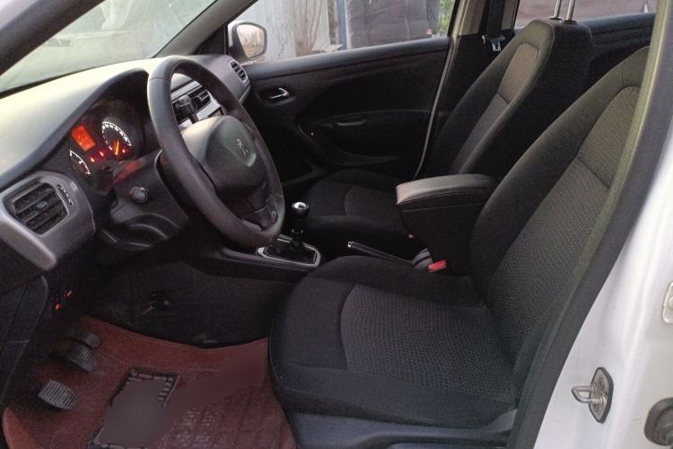 Used Peugeot 301 2014 1.6L Manual Comfort Edition