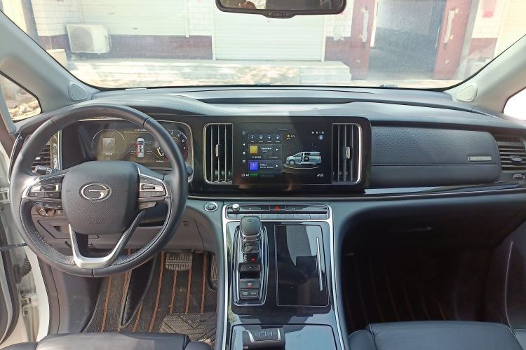 Used GAC Trumpchi M8 2021 Master Series 390T Ultimate Edition Center Console