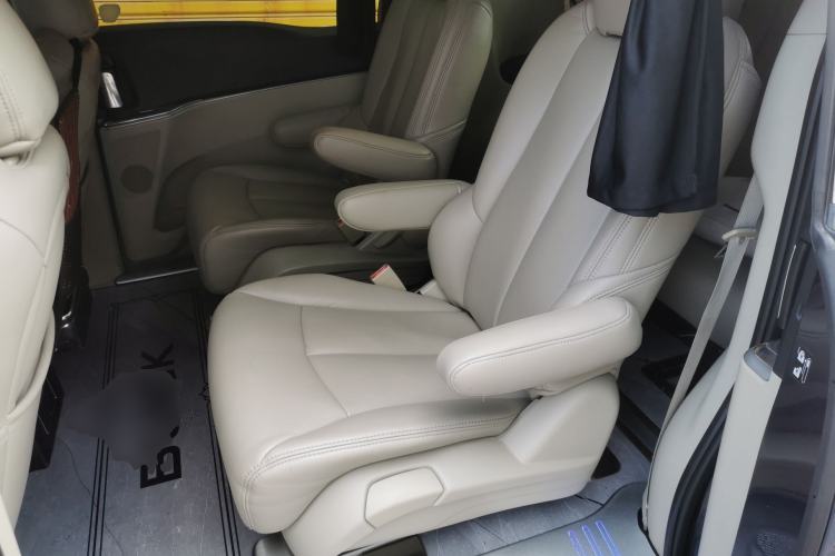 Used Buick GL8 2015 2.4L Luxury Business Premium Edition
