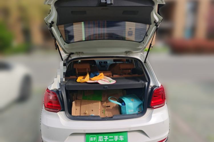 Used Volkswagen Polo 2016 1.6L Automatic Comfort Model Trunk