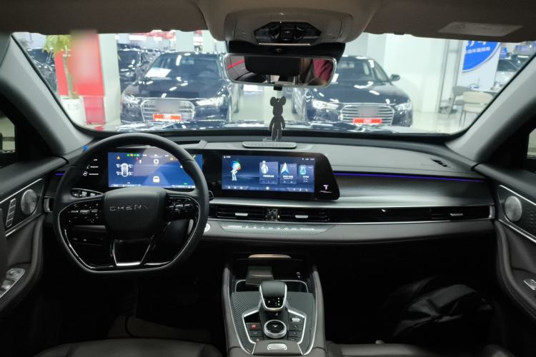 Used Chery Tiggo 8 PRO 2024 Champion Edition 390T Two-Wheel Drive Peak Version 5 Seats