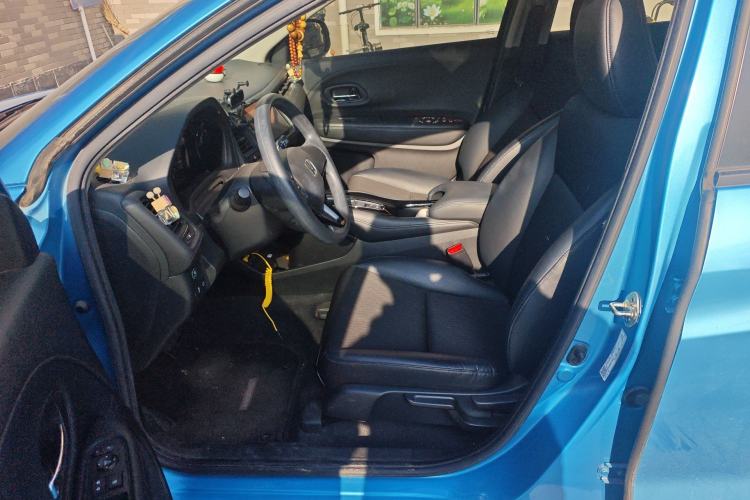 Used Honda Vezel 2019 1.5L CVT Luxury Model China VI
