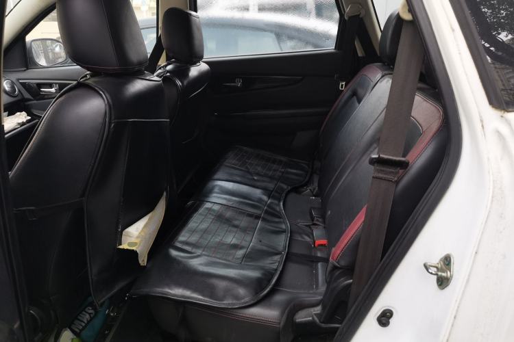 Used HYOSOW S3 2015 1.5L Luxury Model China V Standard
