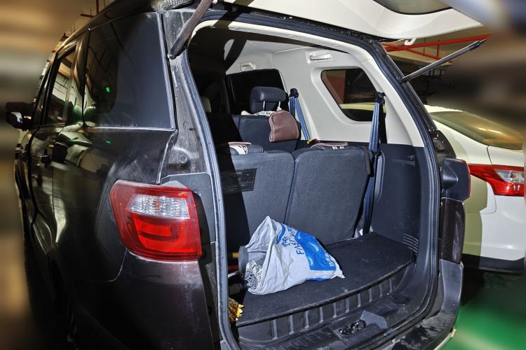 Used Dongfeng Fengon 370 2017 1.5L CVT Fashion Edition 7-Seater
