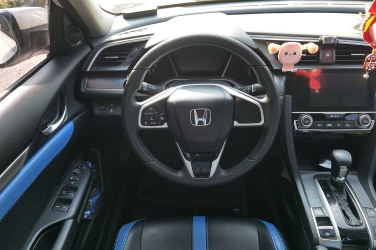 Used Honda Civic 2016 220TURBO CVT Luxury Edition
