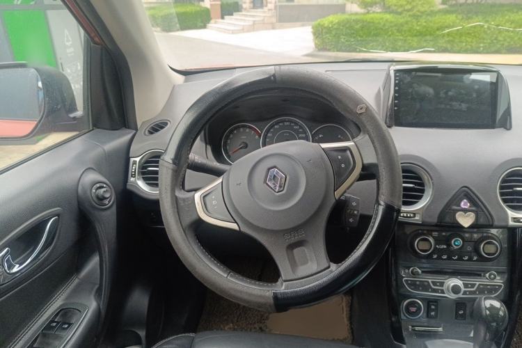 Used Renault Koleos 2012 2.5L 4x4 Comfort Edition with Navigation
