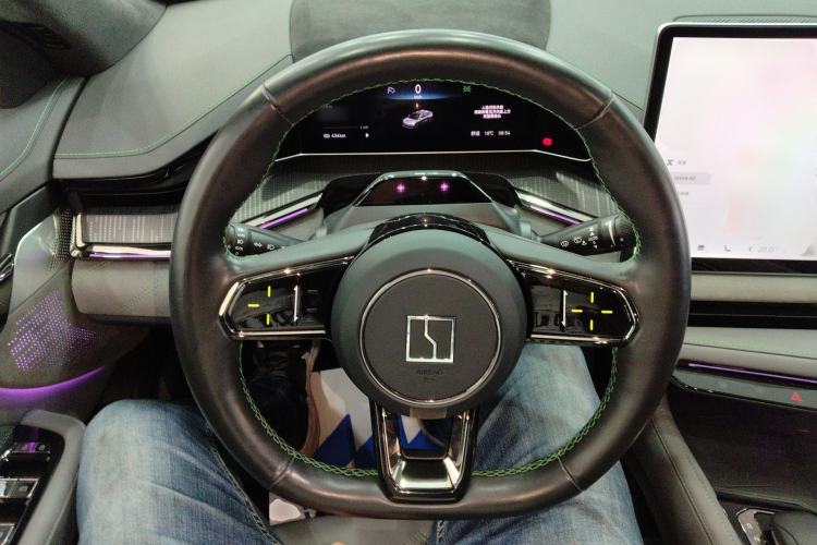 Used Zeekr 001 2023 WE Edition 86 kWh Steering Wheel