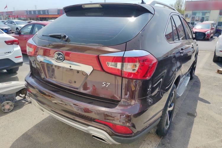 Used BYD S7 2016 2.0T Automatic Prestige Plus

