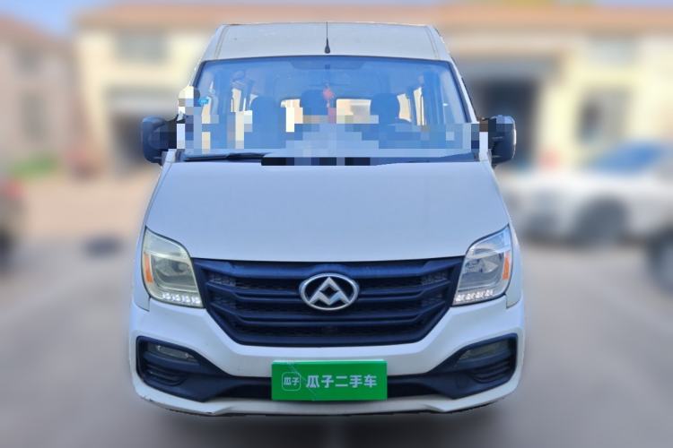 Used SAIC MAXUS Xintu V80 2018 2.5T 6-Speed Manual Aoyuntong Short Wheelbase Mid-Height 5-6 Seater