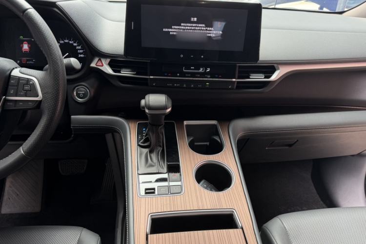 Used Toyota Sienna 2024 2.5L Hybrid Luxury Edition