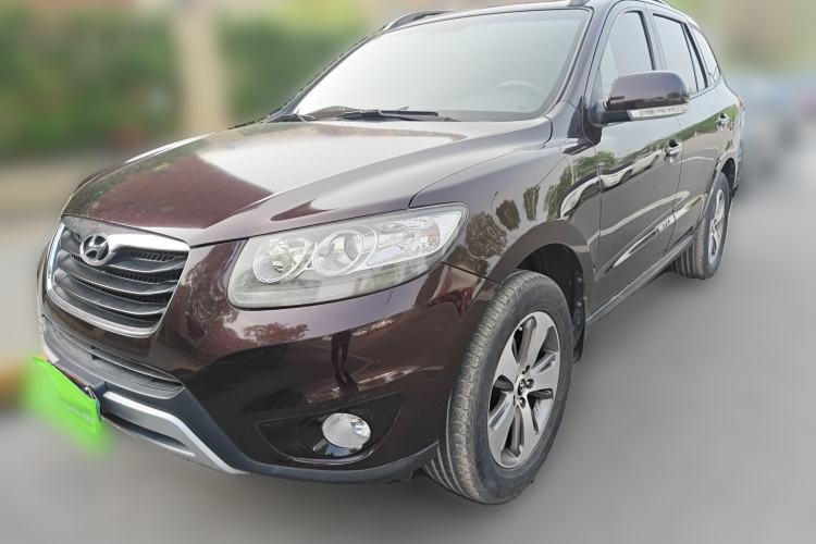 Used Hyundai Santa Fe Classic 2011 2.4 Comfort Edition 7-Seater Two-Wheel Drive