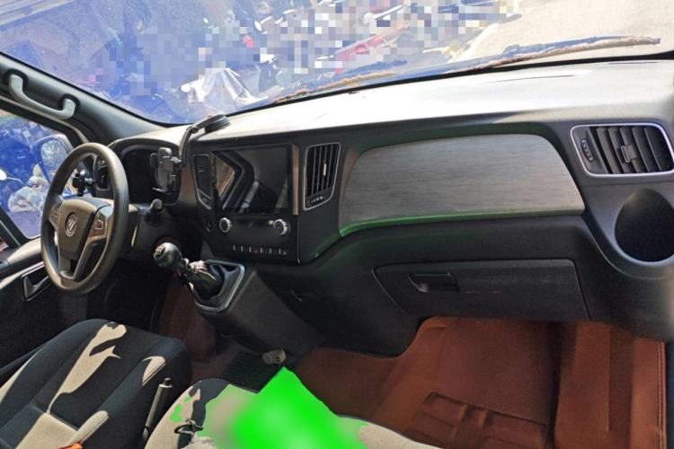 Used Foton Toano 2024 Geely Xianghuo 2.5T Manual Long Wheelbase Ultra-High Roof with Rear Dual Tires 3-Seater