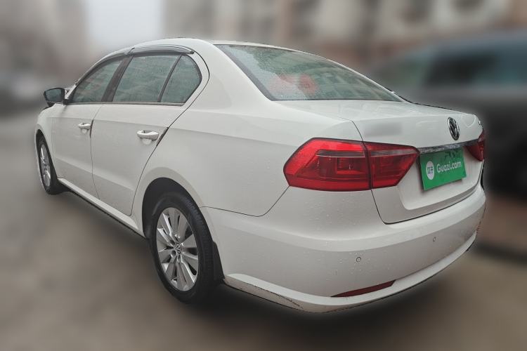 Used Volkswagen Lavida 2013 1.6L Manual Comfort Edition
