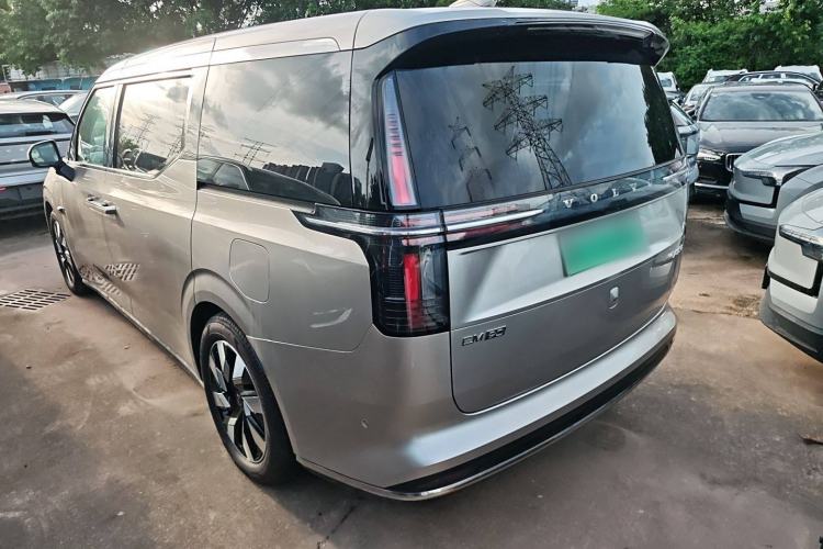 Used Volvo EM90 2025 Ultra Six-Seater