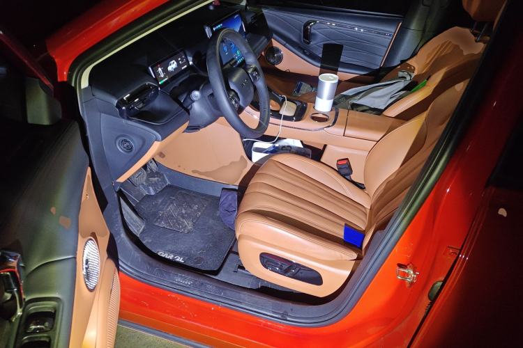 Used AION V 2024 Aion Tyrannosaurus 650 Smart Premium Edition