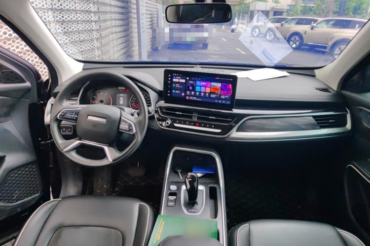Used Haval H6 2023 National Trend Edition 1.5T Automatic Urban Version Center Console