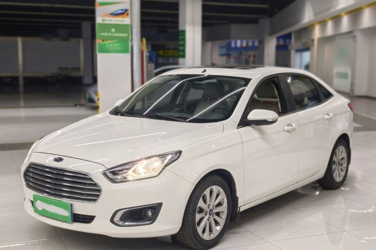 Used Ford Escort 2015 1.5L Automatic Fashion Model