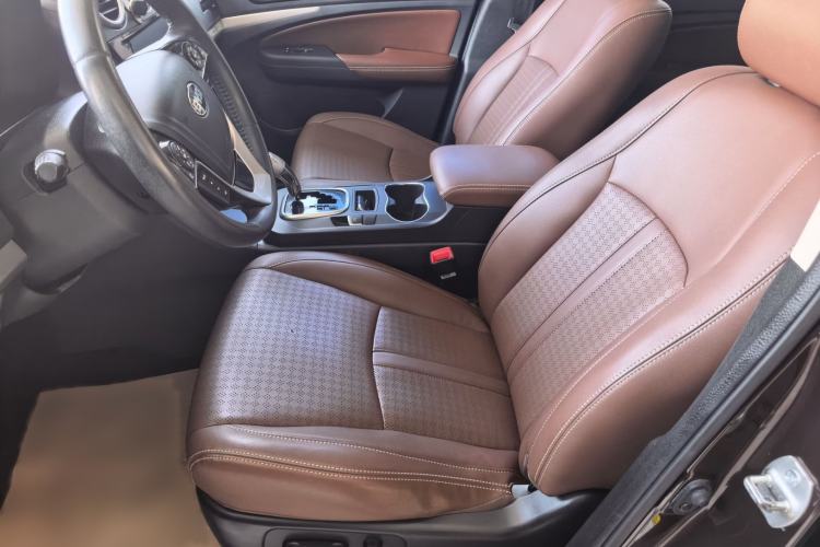 Used BYD S7 2016 2.0T Automatic Prestige Edition
