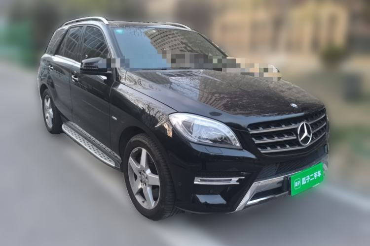 Used Mercedes-Benz M-Class 2012 ML 350 Luxury Edition Front Right 45 Deg