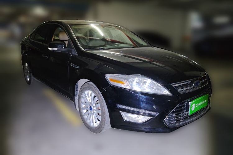 Used Ford Mondeo 2011 2.0L GTDi 200 Fashion Edition Front Right 45 Deg