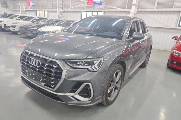 Used Audi Q3 2021 35 TFSI Fashion Dynamic Model