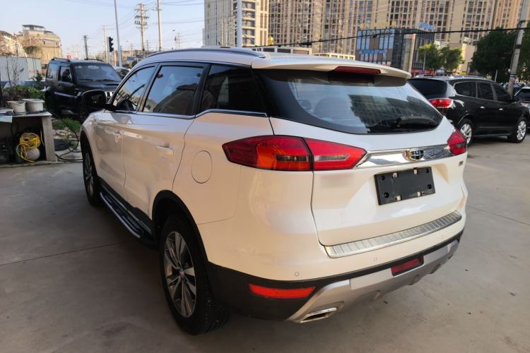 Used Geely Auto Emgrand X7 Sport 2016 2.0L Manual Smart Connect Version
