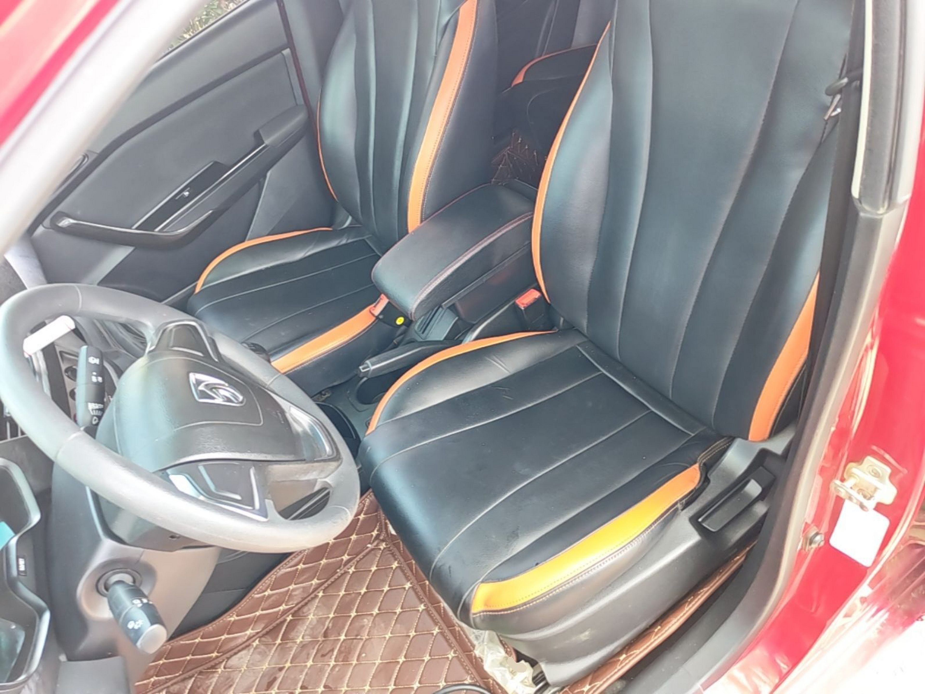 Interior delantero