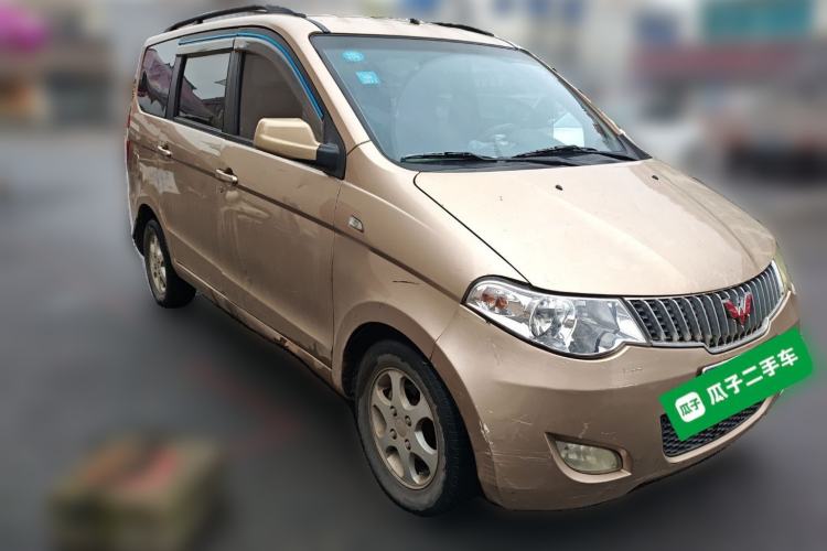 Used Wuling Hongguang 2013 1.5L S Luxury Model Front Right 45 Deg