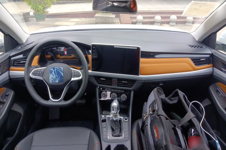 Used Volkswagen Bora 2026 200TSI DSG Yuexing Navigation Edition Center Console