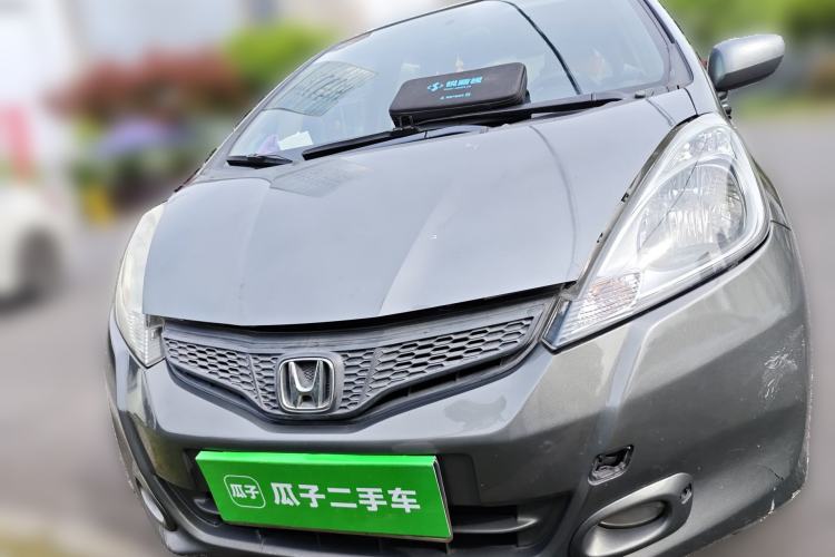 Used Honda Fit 2011 1.3L manual Comfort version
