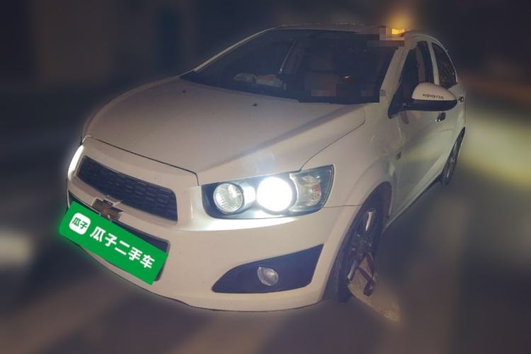 Used Chevrolet Aveo Sonic 2011 Sedan 1.4L Automatic SL