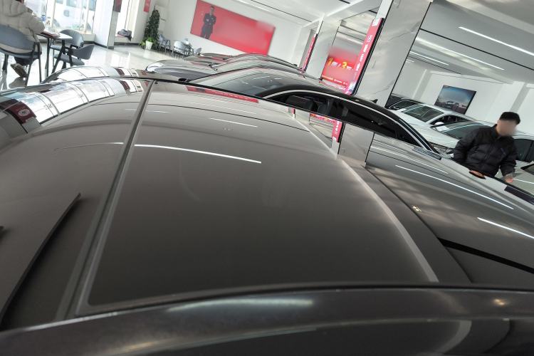 Used Mercedes-Benz E-Class New Energy 2023 E 350 e L Plug-in Hybrid Sedan
