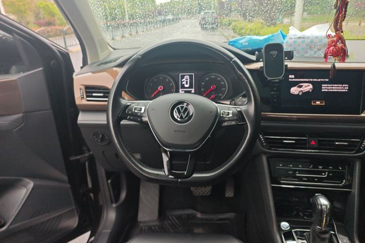 Used Volkswagen Tharu 2021 280TSI Two-Wheel-Drive Luxury Edition Steering Wheel