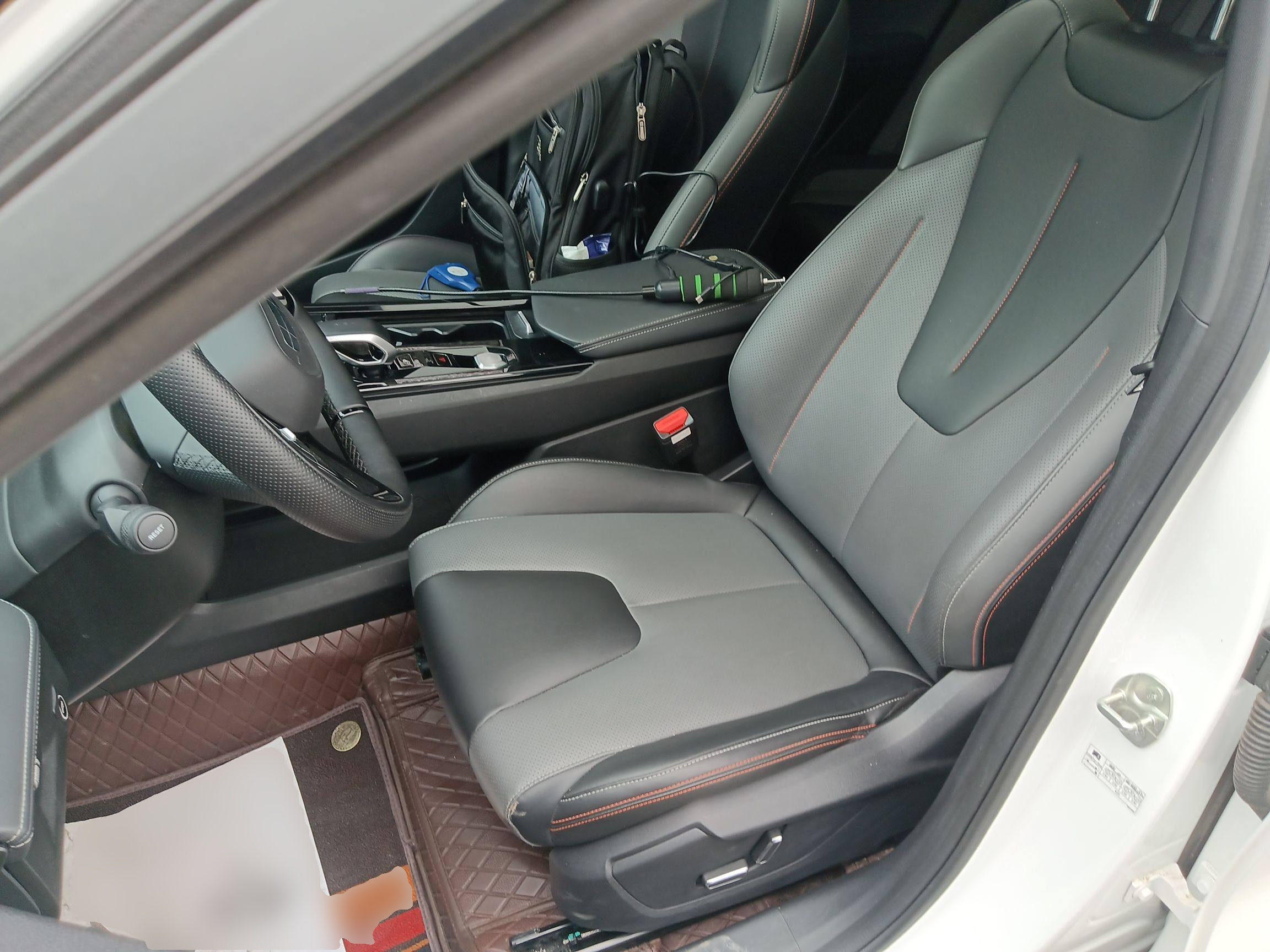 Geely Auto Emgrand X7 Sport 2023 Boyue COOL 1.5TD Smart Connect+ — снимка 17