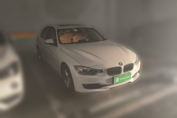 Used BMW 3 Series 2013 320i Sport Edition Front Right 45 Deg