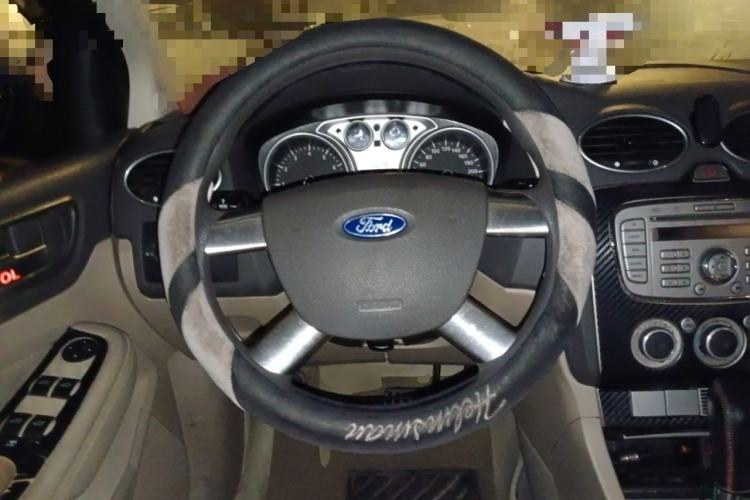 Used Ford Focus 2011 Hatchback 1.8L Automatic Fashion Edition
