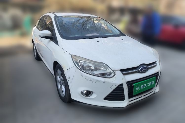 Used Ford Focus 2012 Sedan 1.6L Manual Fashion Edition
