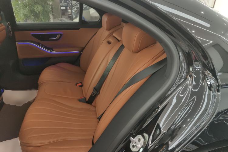 Used Mercedes-Benz S-Class 2024 Restyled S 400 L Business Version Left Rear Seat