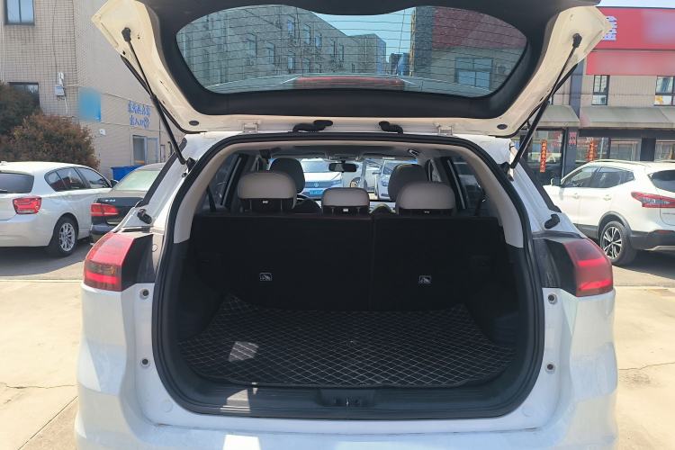 Used Geely Auto Emgrand X7 Sport 2022 1.8TD DCT Zhiya Trim Trunk