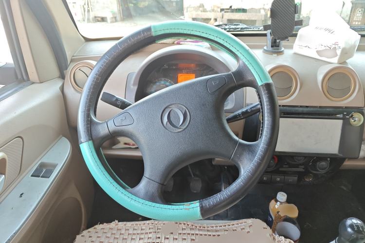 Used Dongfeng Xiaokang V27 2011 1.3L Standard Version BG13-20 Steering Wheel