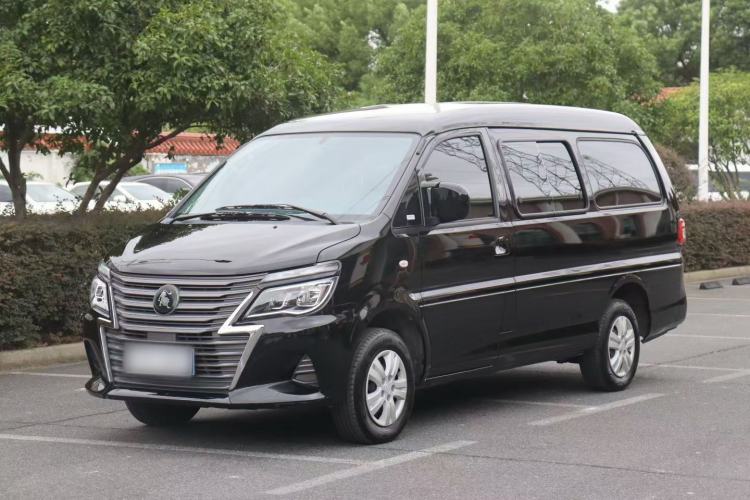 Used FORTHING Lingzhi 2023 M5L 1.6L Base Model 7 Seats