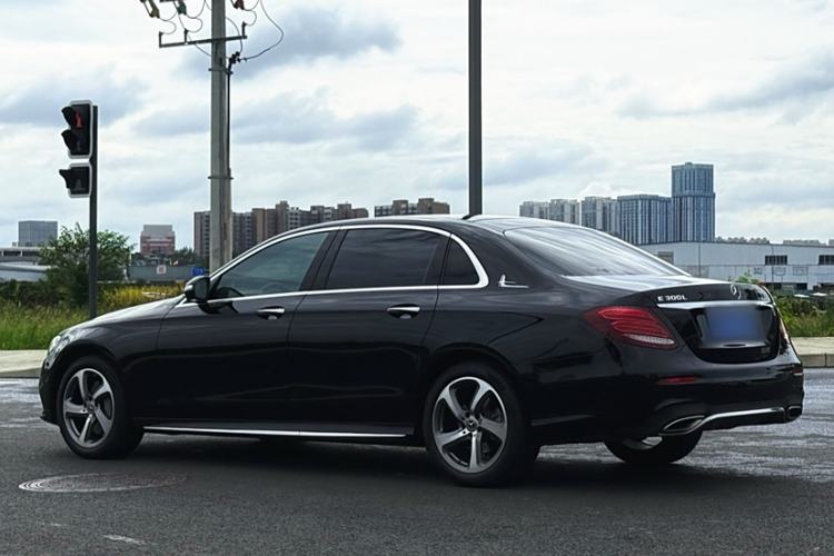 Used Mercedes-Benz E-Class 2019 Restyled E 300 L Sporty and Stylish Edition